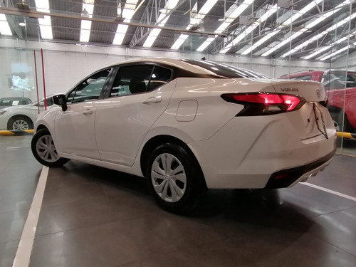 Imagen 4 de 9 de Nissan Versa 2020 1.6 Sense At