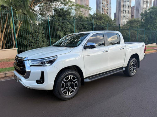 Toyota Hilux 2.8 Tdi Srx Cab. Dupla 4x4 Aut. 4p