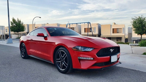 Imagen 7 de 13 de Ford Mustang 2.3 Coupe At