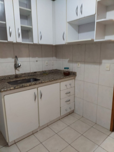 Imagem 21 de 27 de Excelente Apto Com 1 Amplo Quarto, Terraço, Excelente Sala, Boa Cozinha, Linda Vista, Boa Garagem Coberta, Excelente Localização $ 210.000,00