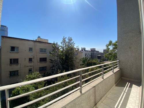 Duplex Parque Bustamante