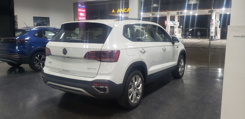 Imagen 3 de 17 de Volkswagen Taos Confortline