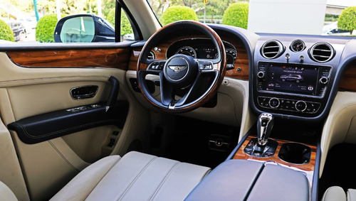 Bentley Bentayga Edicion 100 Años