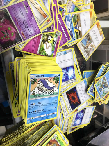 200 Cartas De Pokémon Al Azar