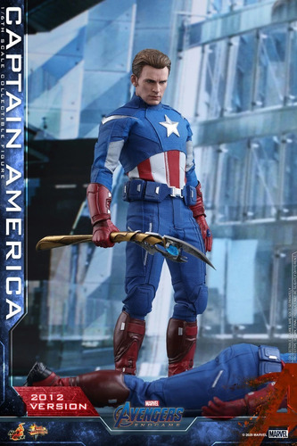 Captain America (2012 Version) Hot Toy (Usado)