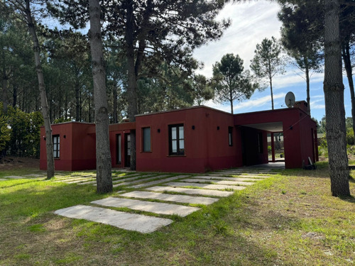 Casa En Venta 5 Ambientes - Zona Alamos - Pinamar Norte