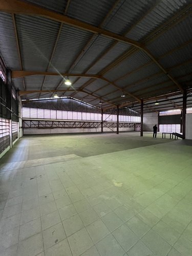 Galpón En Venta En Guaicay (las Minas De Baruta) 3499 Mts2