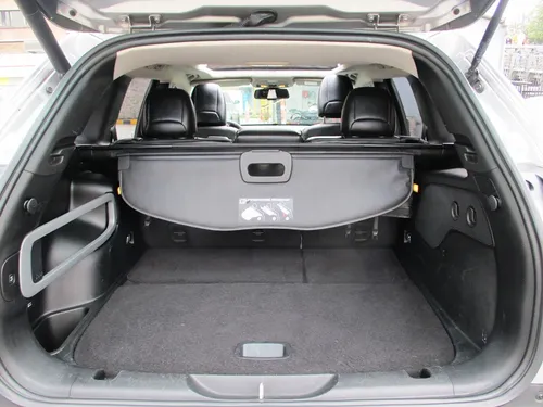 Jeep Cherokee LONGITUDE PLUS 4X4 3200CC AT AA