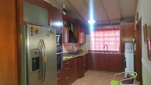 Imagen 3 de 14 de Se Vende Casa Urb. La Caracola Iv Ve02-632sj-myf