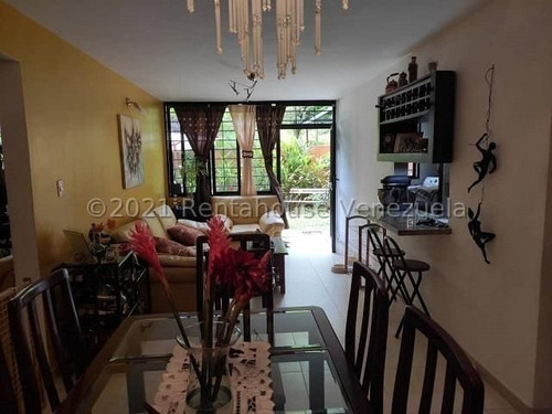Imagen 3 de 12 de Espectacular Pb En Venta - Urb Colinas De La Tahona - Mls#22-15198