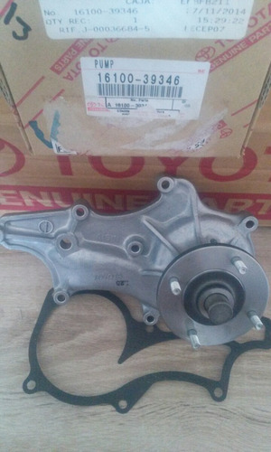 Bomba De Agua Toyota Hilux 22r 1996-1998 100% Original