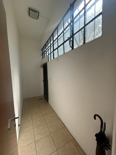 Amplio Ph 2 Ambientes Con Patio Sobre Av. Ader Y Santa Fe