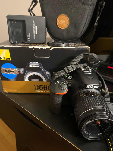 Camara Nikon D5600 Kit 18-55