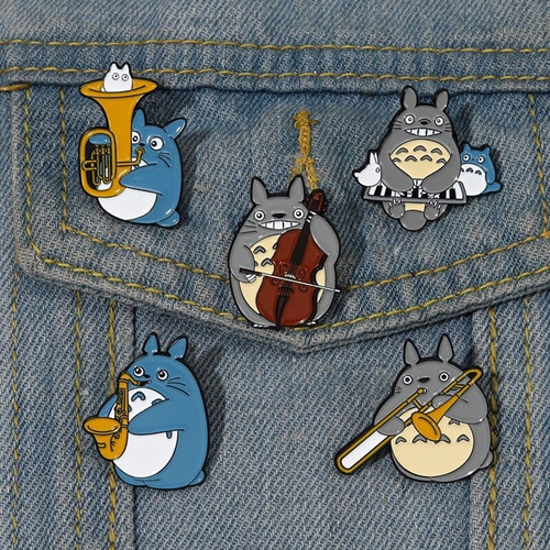 Imagen 3 de 6 de Set 5 Pin Broche Mi Vecino Totoro