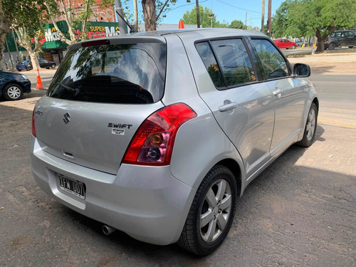 Imagen 10 de 14 de Suzuki Swift 2009 1.5 N 44504904