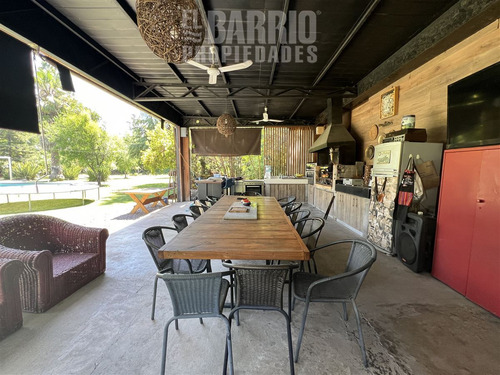Casa En Venta De 3 Dorm. En Colina