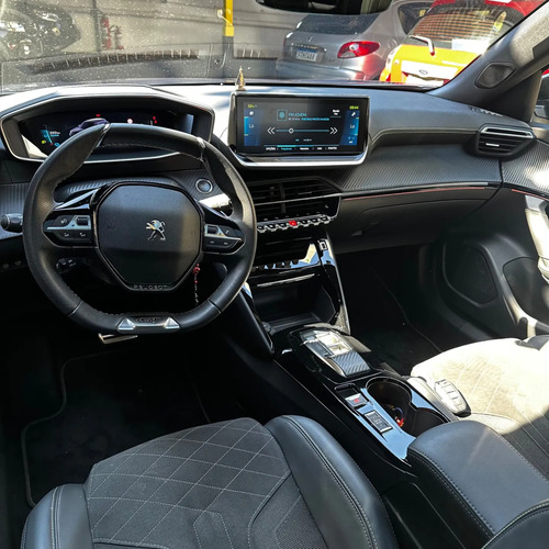 Peugeot 2008 50 KW ELÉTRICO E-GT