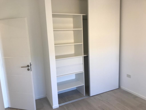 Departamento En Venta En Los Arces, La Cañada De Pilar, Pilar