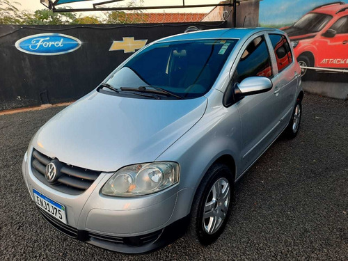 Volkswagen Fox 1.6 8v (flex)