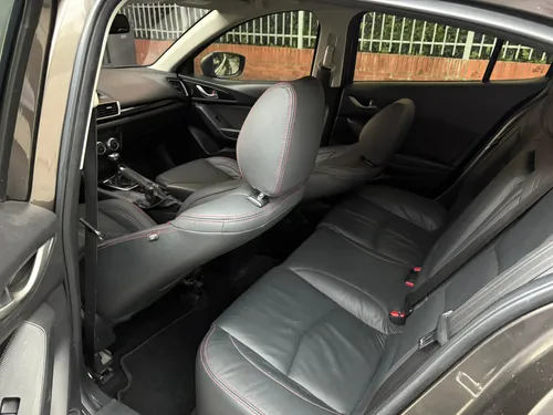 Mazda 3 2.0 Prime