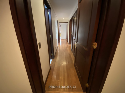 Departamento En Arriendo De 4 Dorm. En Las Condes