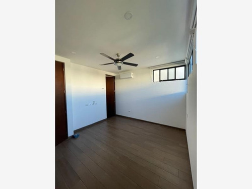 Imagen 10 de 12 de Casa Sola En Renta Temozon Norte