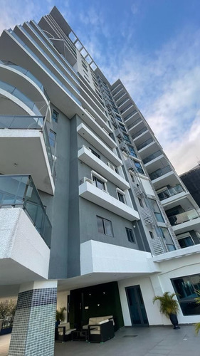 Apartamento De 2 Niveles En Venta La Esperilla