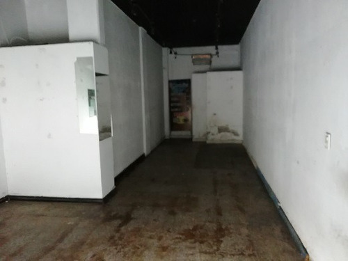 Imagen 6 de 11 de Local Comercial Centrico En Florencio Varela