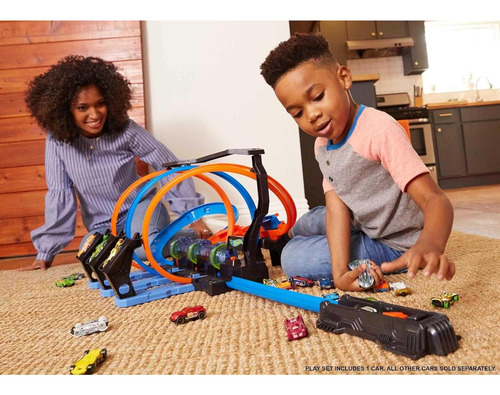 Juego De Pista De Autos Hot Wheels Choque En Espiral 1:64
