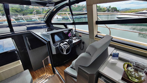 Lancha Ventura 550 Crossover 2025 Azimut Intermarine Schaefe