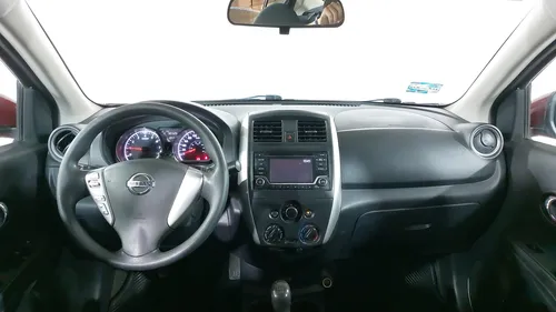 Nissan Versa 1.6 Advance
