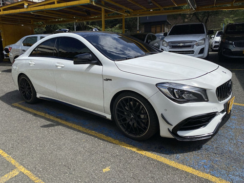 Mercedes-Benz Clase CLA 2.0 45 Amg 4Matic