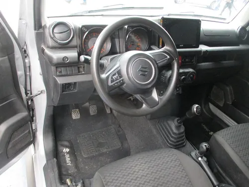 Suzuki Jimny 4x4 1500cc Mt Aa