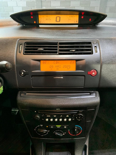 Citroën C4 C4 GLX 1.6 Flex 16V 5p Mec.