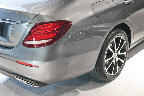 Imagem 8 de 15 de Mercedes-benz E 300 2.0 Cgi Gasolina Avantgarde 9g-tronic