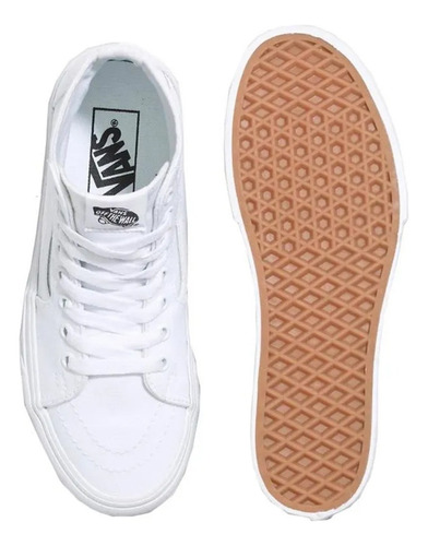 Look Casual Con Vans Sk8-hi Tapered Stackform.