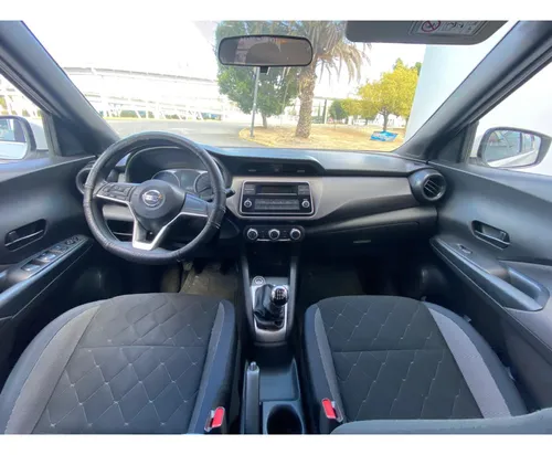 Nissan Kicks SENSE 5MT