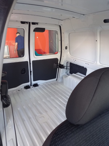 Imagen 11 de 20 de Citroën Berlingo Furgón Business Hdi