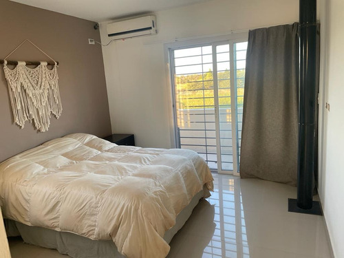 Vendo Hermosa Casa Dos Dormitorios Con Pileta En Colonia Tirolesa