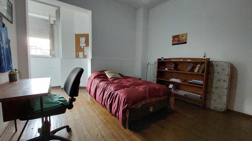 Imagen 16 de 20 de Venta De Apartamento De 5 Dormitorios En Centro