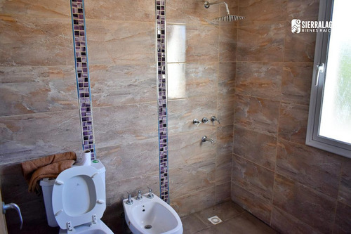 Casa Más Terreno Para Departamentos O Locales.