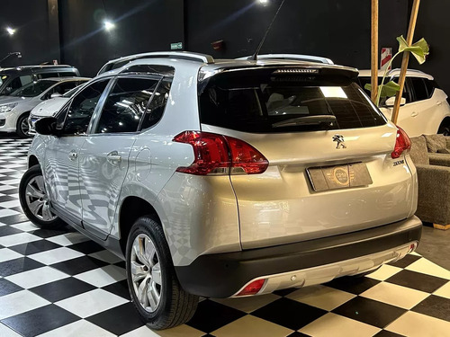Peugeot 2008 1.6 Allure