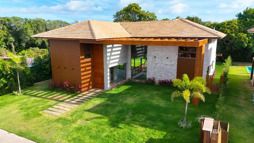 Casa À Venda, 6 Suítes, 531m2, Em Praia Do Forte
