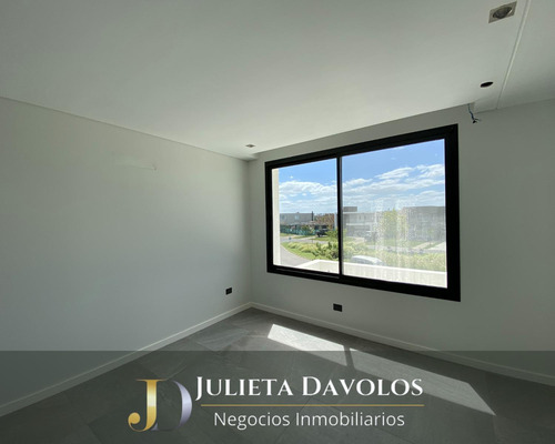 Casa En Venta 5 Ambientes Puertos Del Lago Barrio Acacias Escobar-maschwitz