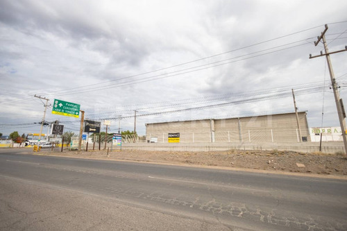 Bodega En Renta En Carretera Salida A Cuauhtemoc Chih.
