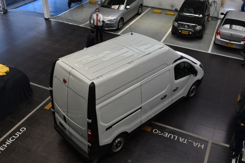 Imagen 6 de 15 de Renault Trafic Techo Alto Carga Euro 5