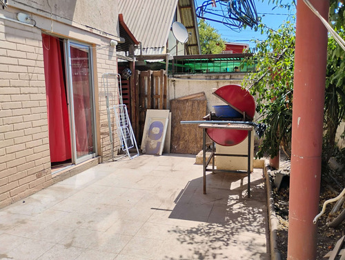Vendo Excelente Casa 3d/3b/1e. A Pasos De Av. La Florida
