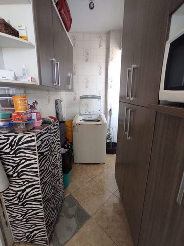 Imagem 14 de 21 de Apartamento À Venda Na Rua Tietê, Bangu, Rio De Janeiro - Rj - Liv-13895