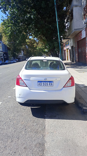 Nissan Versa 1.6 Sense Mt