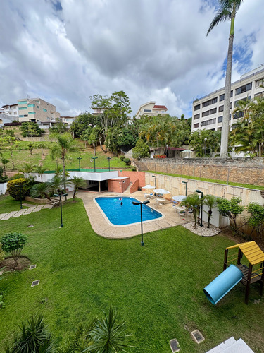 Apartamento En Venta En Los Samanes, 148 M2 Arf